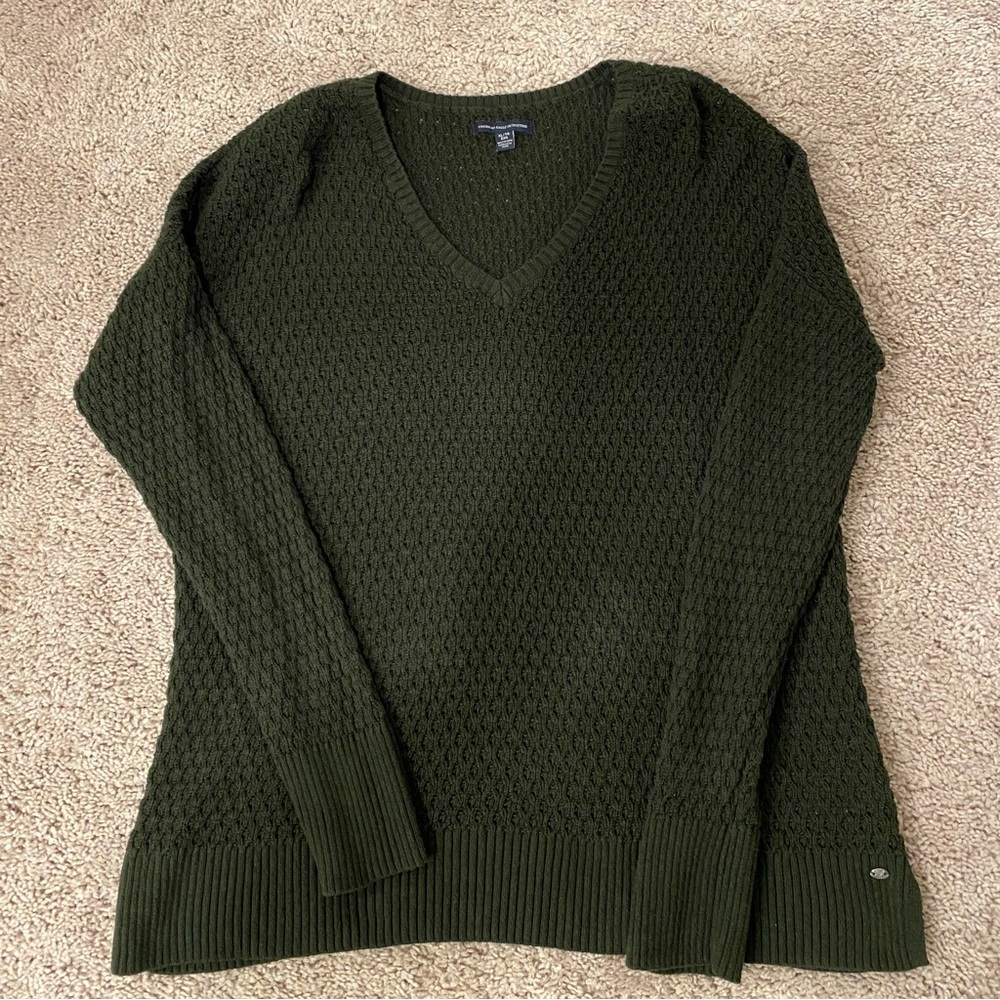 American Eagle Sweater